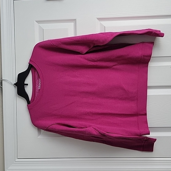 Hanes Women's Sweatshirt - Picture 1 of 10